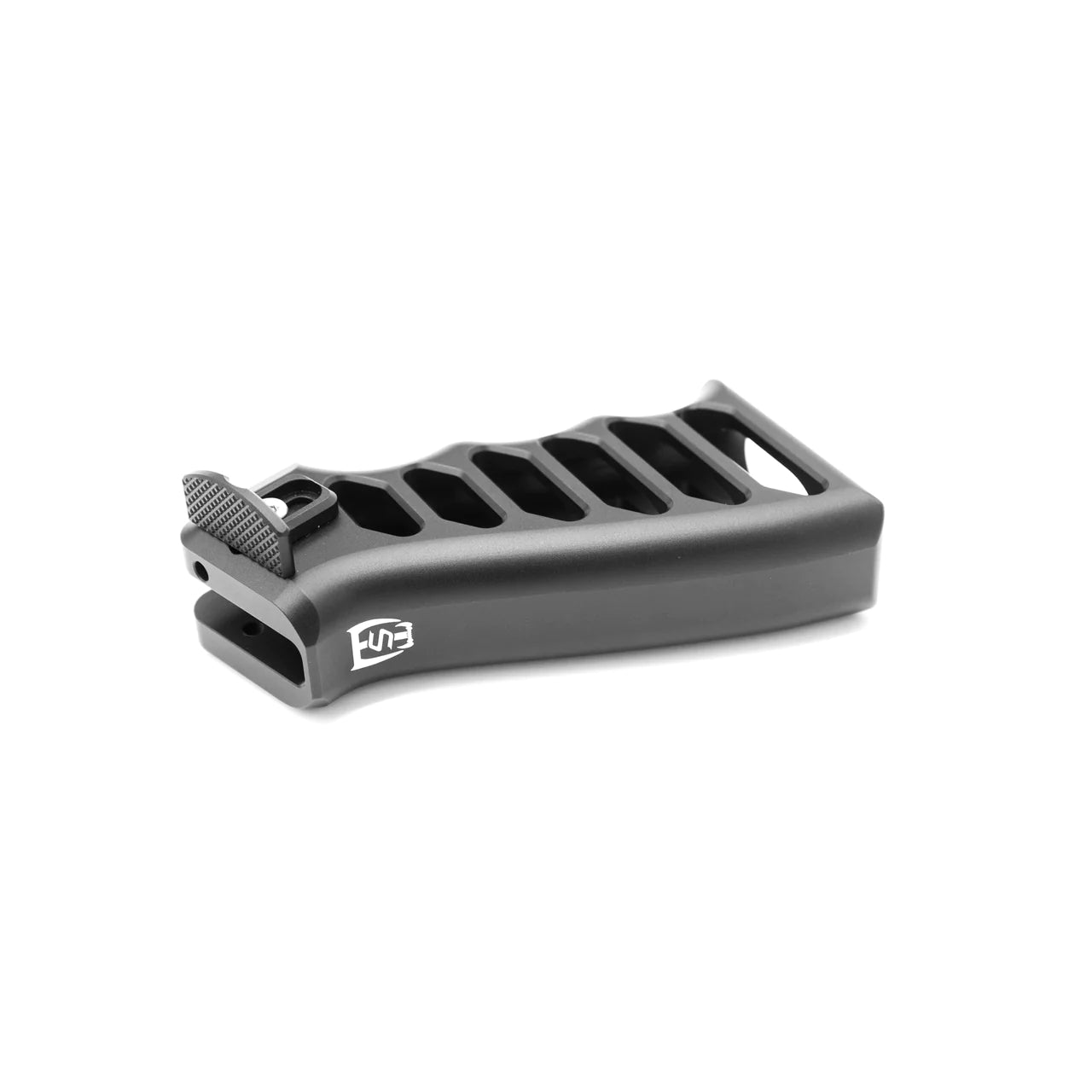 SABER TACTICAL ACCESSORIES AR Style Grip with thump rest.