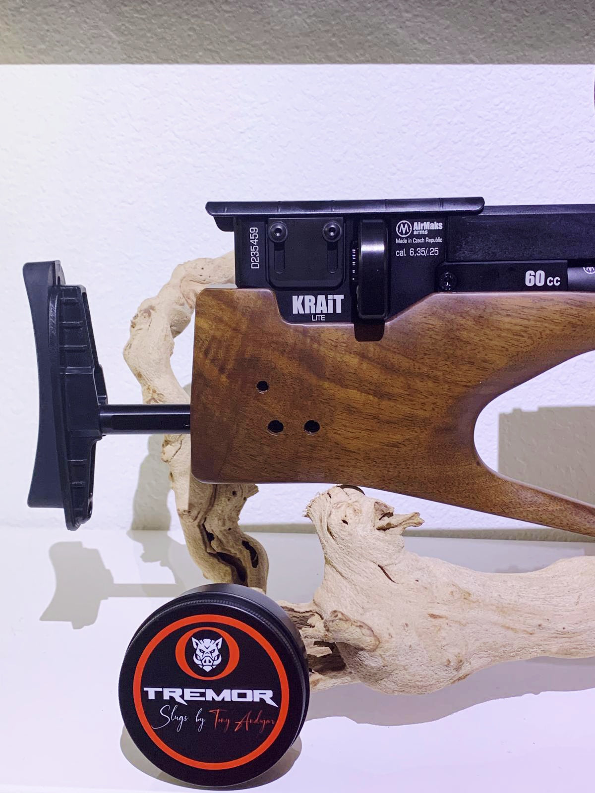 AirMaks KRAIT X LITE HP 6.35 - .25 CALIBER 700mm Barrel 700CC CARBON FIBER BOTTLE