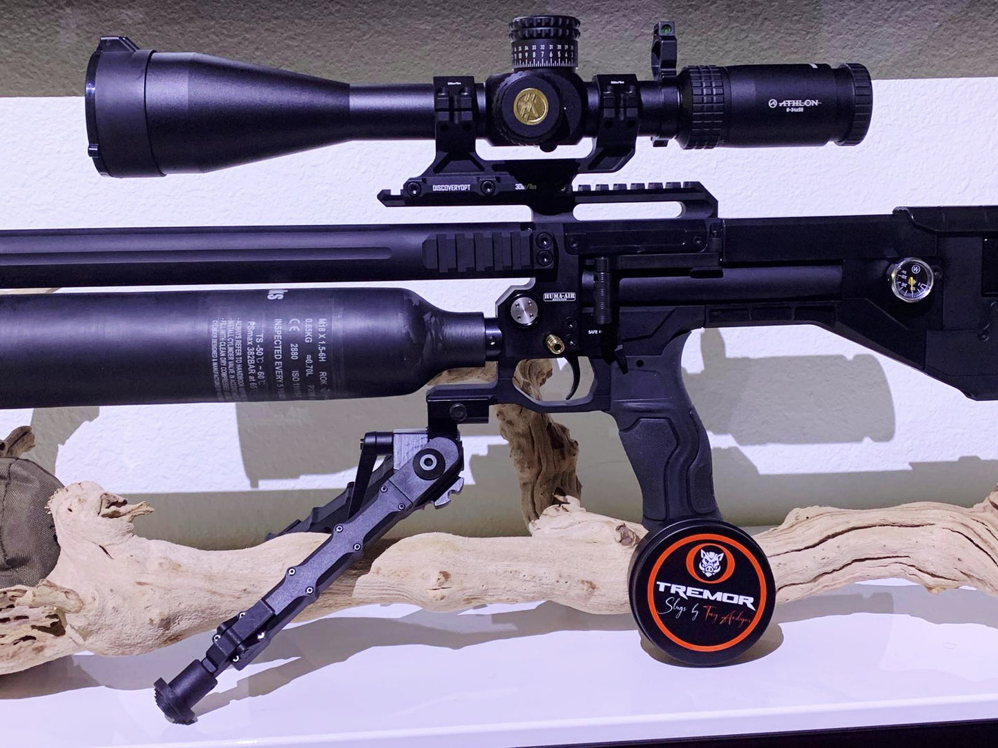 AIRMAKS KRAIT X HP 6.35  {.25} 700mm barrel with 700cc Carbon Fiber Bottle Black Tactical.